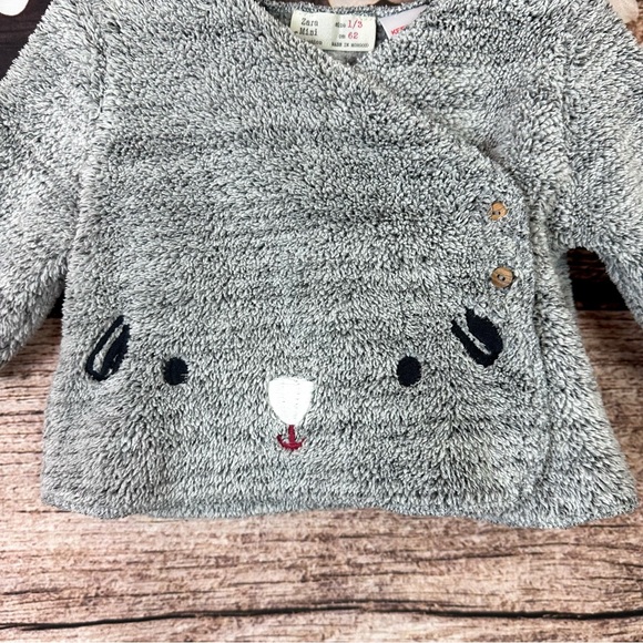 SOLD 🛍️ Zara Mini Toddler Girls Gray Faux Fur Animal Print Wrap Cardigan Sweater - Picture 2 of 8